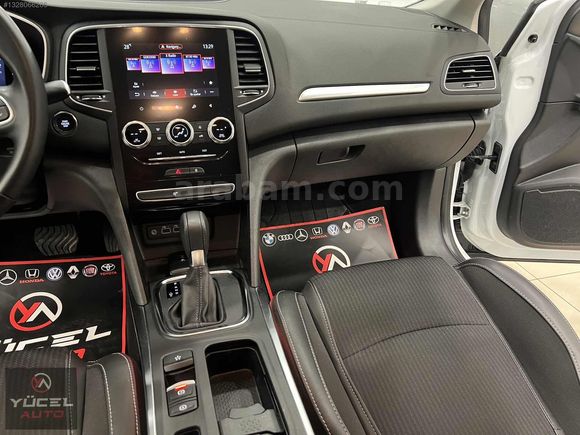 HATASIZ BOYASIZ 2025 MODEL 31 BİN KM RENAULT MEGANE İCON
