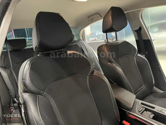 HATASIZ BOYASIZ 2025 MODEL 31 BİN KM RENAULT MEGANE İCON