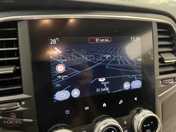 HATASIZ BOYASIZ 2025 MODEL 31 BİN KM RENAULT MEGANE İCON