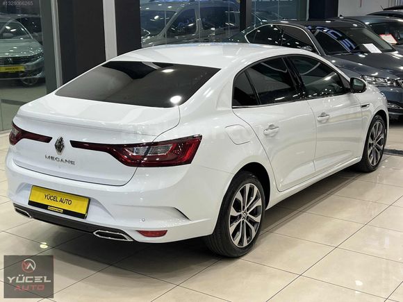 HATASIZ BOYASIZ 2025 MODEL 31 BİN KM RENAULT MEGANE İCON