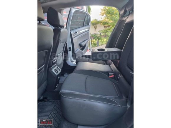 ME-SA'DAN 2024 RENAULT MEGANE 1.3 TCE ICON CAM TAVAN