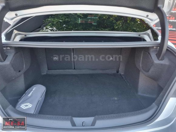 ME-SA'DAN 2024 RENAULT MEGANE 1.3 TCE ICON CAM TAVAN