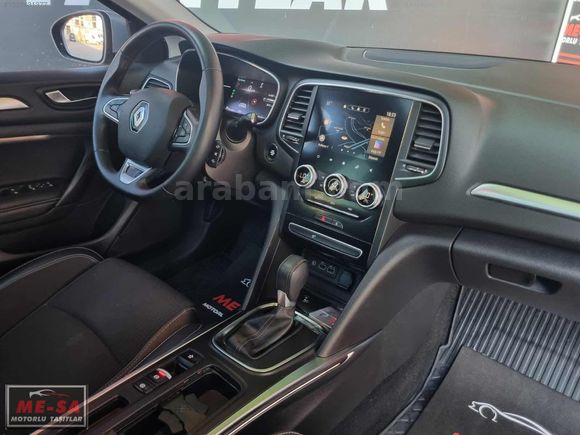 ME-SA'DAN 2024 RENAULT MEGANE 1.3 TCE ICON CAM TAVAN