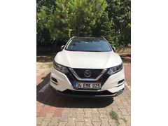 Sahibinden Nissan Qashqai 1.3 DIG-T Sky Pack Plus 2021 Model 