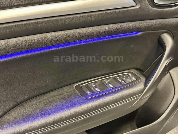 EMSALSİZ DÜŞÜK KM TAMAMEN ORJİNAL MEGANE