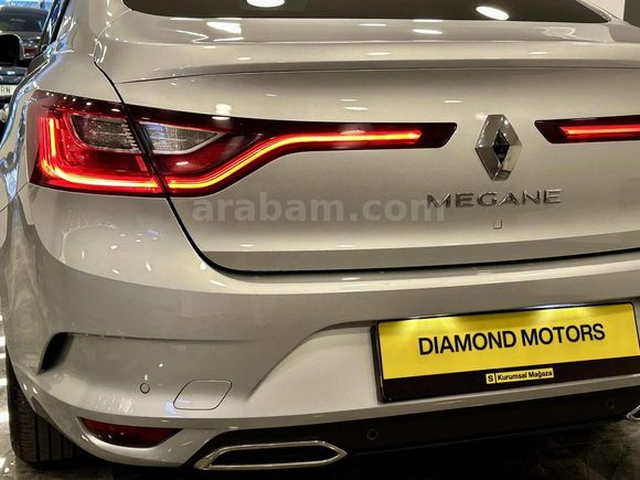 EMSALSİZ DÜŞÜK KM TAMAMEN ORJİNAL MEGANE
