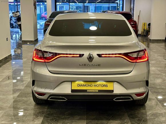 EMSALSİZ DÜŞÜK KM TAMAMEN ORJİNAL MEGANE