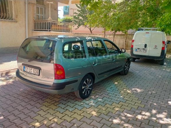 Sahibinden Renault Megane 1.6 RTE 1999 Model