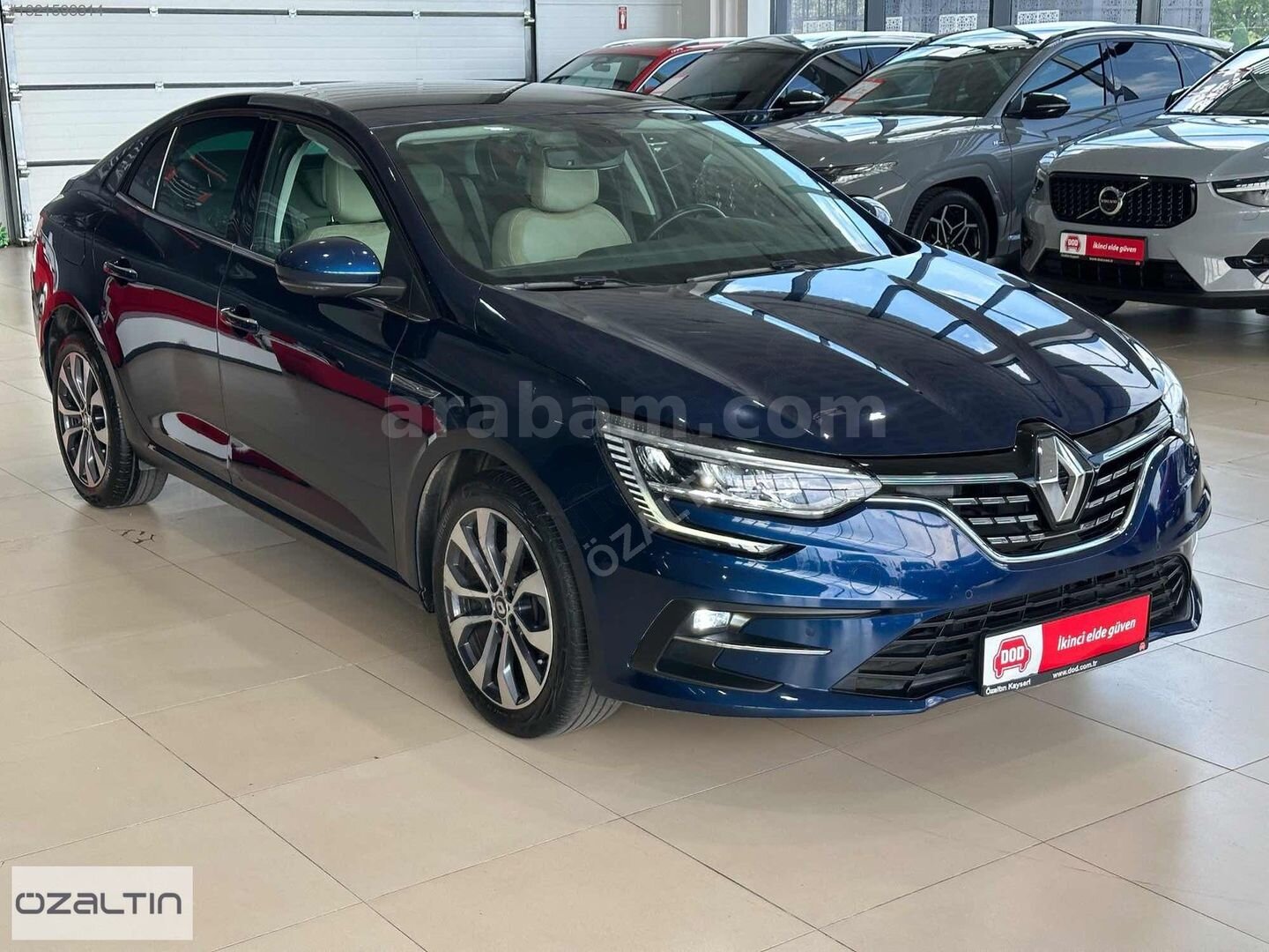 Galeriden Renault Megane 1.3 TCe Icon 2023 Model Kayseri 45.000 km Mavi 3