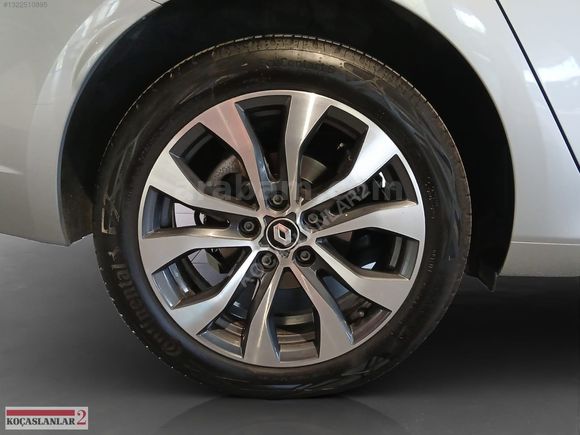 KOÇASLANLAR 2 - 2025 RENAULT MEGANE 1.3 TCE ICON %20KDV