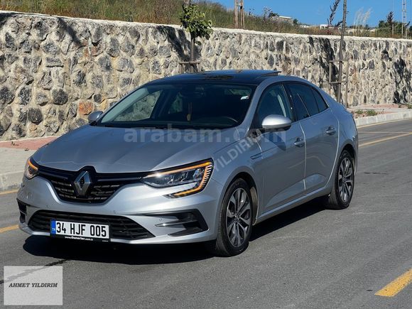 HATASIZ BOYASIZ MEGANE 2023 MODEL DÜŞÜK KM SERVİS BAKIMLI