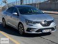HATASIZ BOYASIZ MEGANE 2023 MODEL DÜŞÜK KM SERVİS BAKIMLI