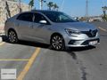 HATASIZ BOYASIZ MEGANE 2023 MODEL DÜŞÜK KM SERVİS BAKIMLI