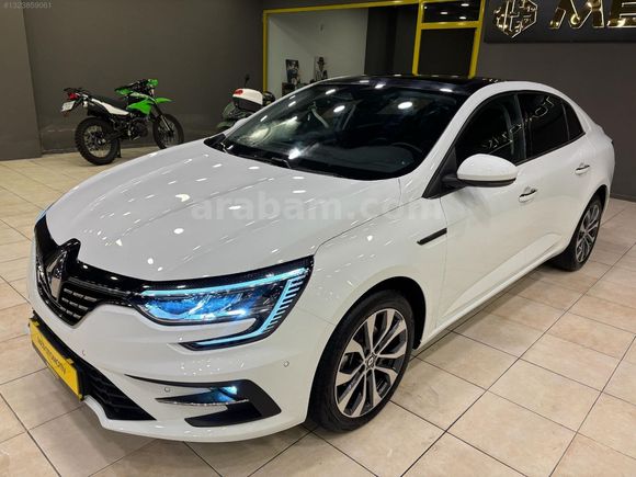 HATASIZ CAM TAVAN ICON MEGANE