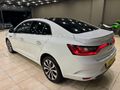 HATASIZ CAM TAVAN ICON MEGANE