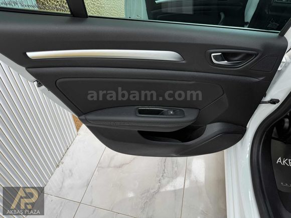 AKBAŞ PLAZA 'DAN BOYASIZ HATASIZ PPF KAPLAMALI MEGANE İCON