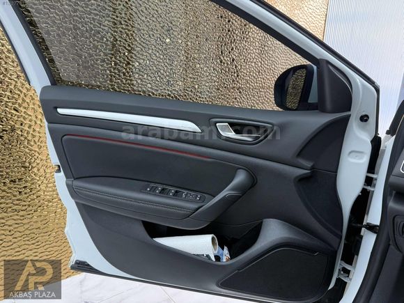 AKBAŞ PLAZA 'DAN BOYASIZ HATASIZ PPF KAPLAMALI MEGANE İCON