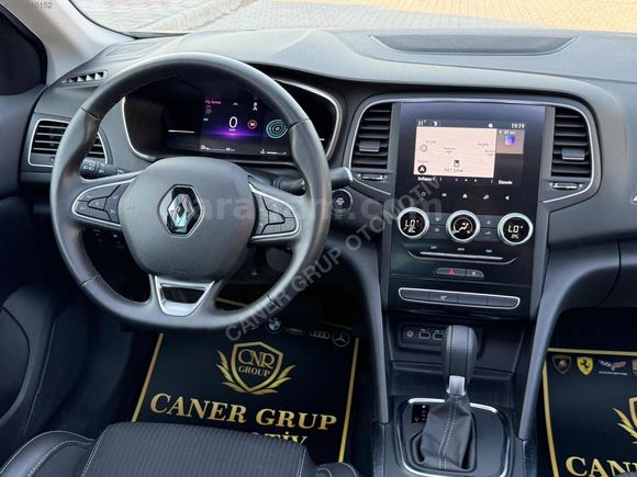 CANER'den 2024 MEGANE CAM TAVAN ELMAS JANT 9.000 km