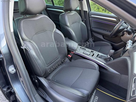 CANER'den 2024 MEGANE CAM TAVAN ELMAS JANT 9.000 km