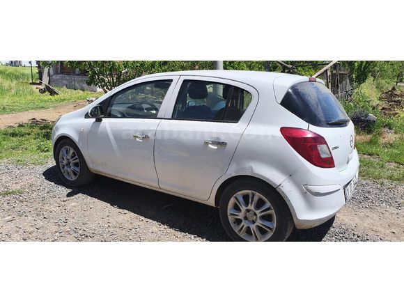 Sahibinden Opel Corsa 1.3 CDTI Essentia 2010 Model