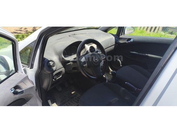 Sahibinden Opel Corsa 1.3 CDTI Essentia 2010 Model