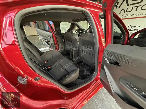 RENAULT CLİO 1.2 TCE ESPRİT ALPİNE LANSMAN RENK SIFIR AYARINDA