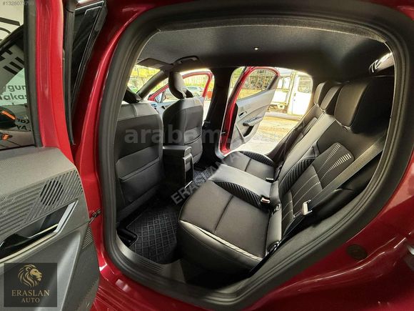 RENAULT CLİO 1.2 TCE ESPRİT ALPİNE LANSMAN RENK SIFIR AYARINDA