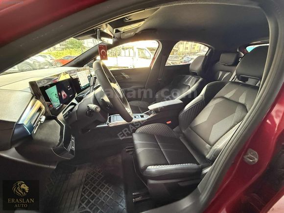 RENAULT CLİO 1.2 TCE ESPRİT ALPİNE LANSMAN RENK SIFIR AYARINDA