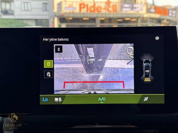 RENAULT CLİO 1.2 TCE ESPRİT ALPİNE LANSMAN RENK SIFIR AYARINDA