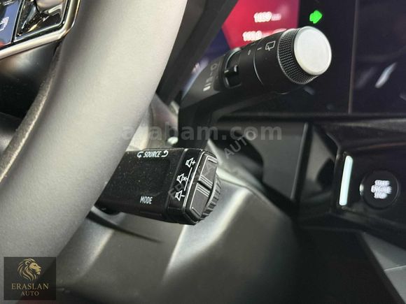 RENAULT CLİO 1.2 TCE ESPRİT ALPİNE LANSMAN RENK SIFIR AYARINDA