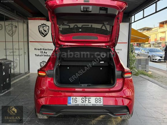 RENAULT CLİO 1.2 TCE ESPRİT ALPİNE LANSMAN RENK SIFIR AYARINDA