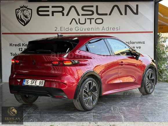 RENAULT CLİO 1.2 TCE ESPRİT ALPİNE LANSMAN RENK SIFIR AYARINDA