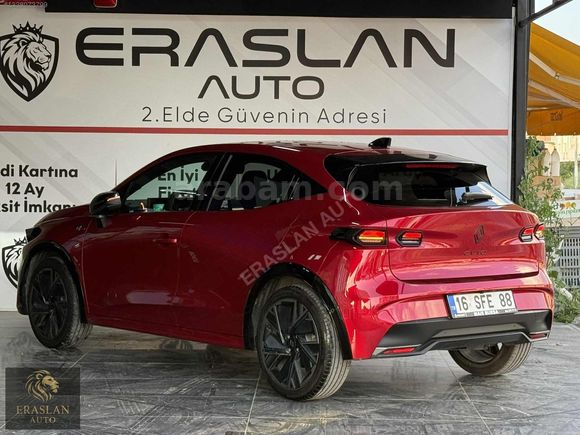 RENAULT CLİO 1.2 TCE ESPRİT ALPİNE LANSMAN RENK SIFIR AYARINDA