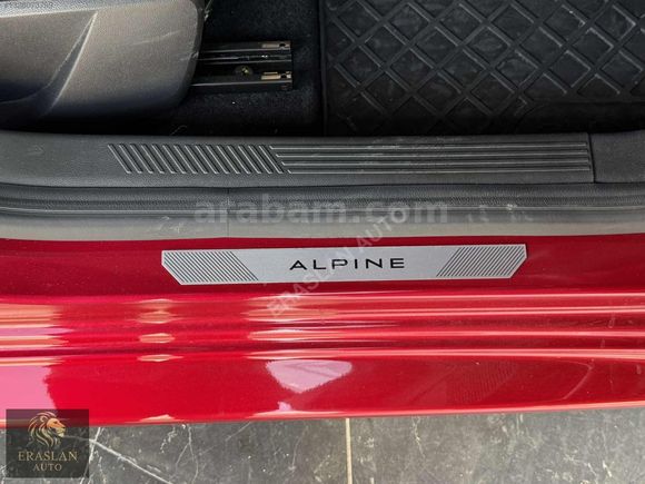 RENAULT CLİO 1.2 TCE ESPRİT ALPİNE LANSMAN RENK SIFIR AYARINDA