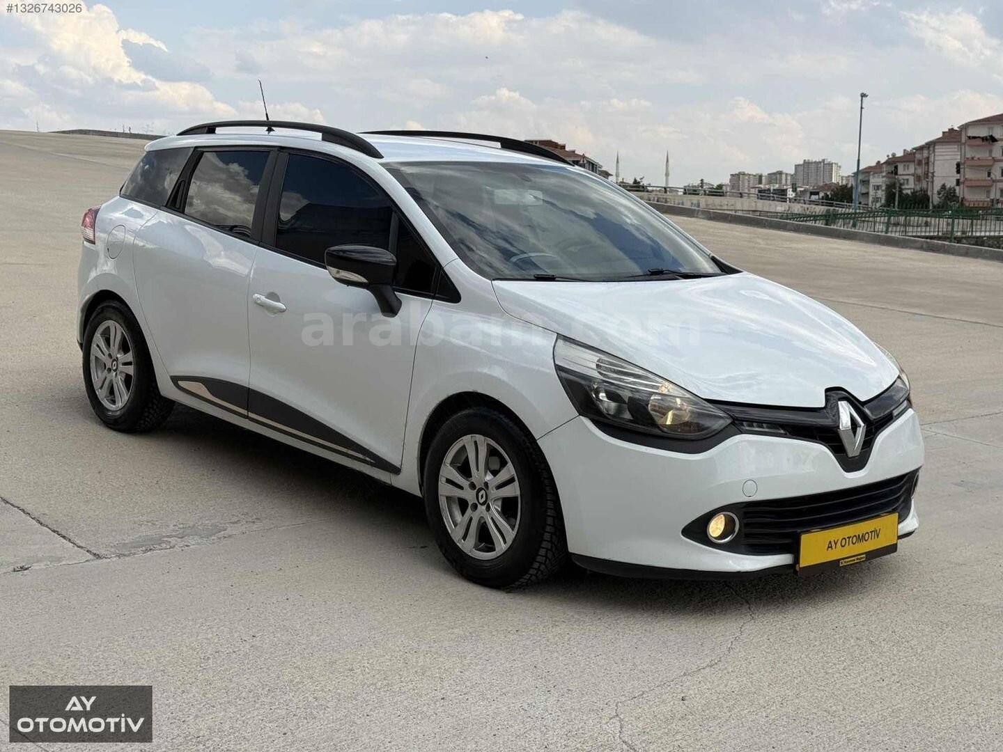 Galeriden Renault Clio 1.2 SportTourer Joy 2013 Model Ankara 221.500 km Beyaz 4