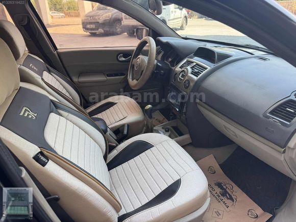 MEGANE 1.5 DCİ PİRİVİLEGE FULL PAKET ORJINAL