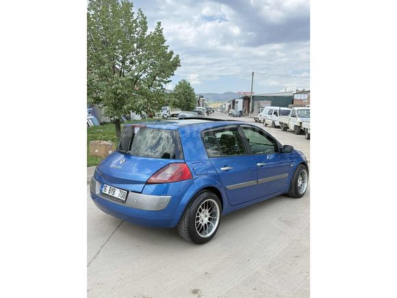 MÜFTÜOĞLUNDAN SATILIK MEGANE 2