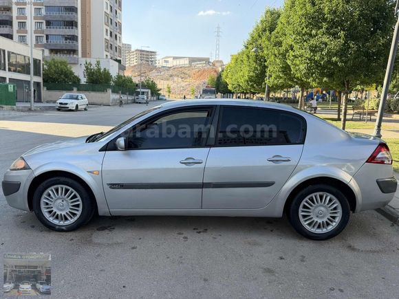 ÖMER+OTODAN+BOYASIZ+2007+MODEL+MEGANE+PRİFİRGE+EN+FULU+