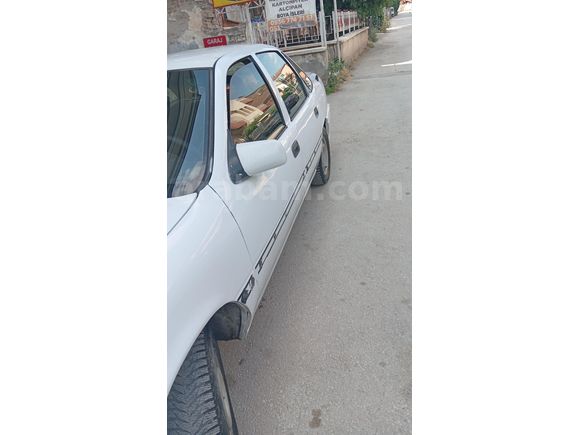 Sahibinden Opel Vectra 1.8 GL 1993Model