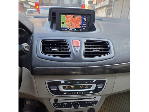 PRİVİLAGE SANRUFLU TOM TOM EDİTİON NAVİGASYONLU