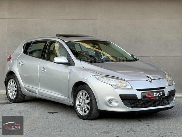 SEL-CAR'dan-2011-RENAULT MEGAN-PRİVİLEGE-DİZEL-MANUEL-SUNROOF