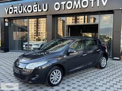 2011 MODEL RENAULT MEGANE 1.5DCİ PRIVELEGE MANUEL TERTEMİZ