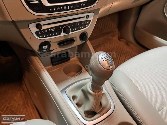 ÖZPAM 2.EL'DEN 2012 RENAULT MEGANE III 1.5 DCİ PRİVİLEGE 110 BG