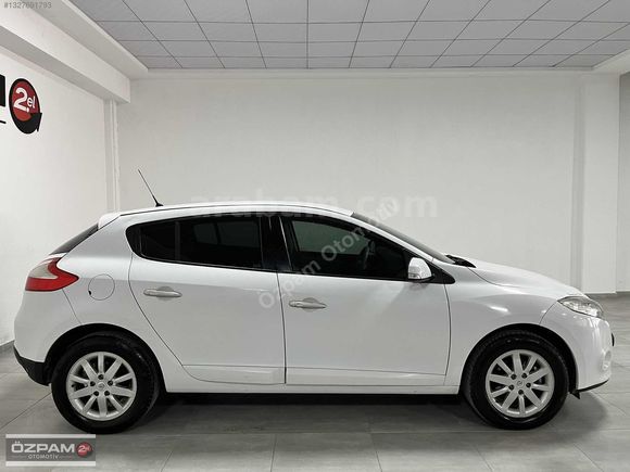 ÖZPAM 2.EL'DEN 2012 RENAULT MEGANE III 1.5 DCİ PRİVİLEGE 110 BG