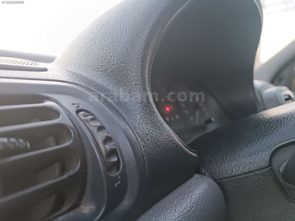 Klimalı Renault Clio