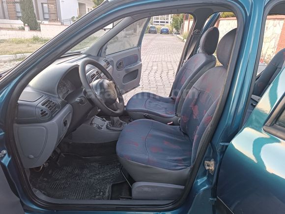 Klimalı Renault Clio