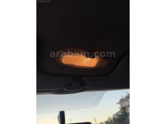 ESR/DEĞİŞENSİZ 3 PARÇA BOYALI TEMİZ BAKIMLI MEGANE