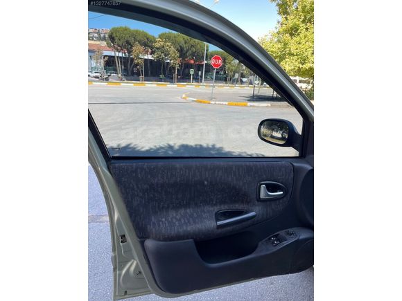 2004 MODEL 1.6 16 VALF İLK ELDEN MEGANE