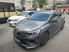 Sahibinden Renault Clio 1.0 SCe Equilibre 2023 Model  37.000 km Gri
