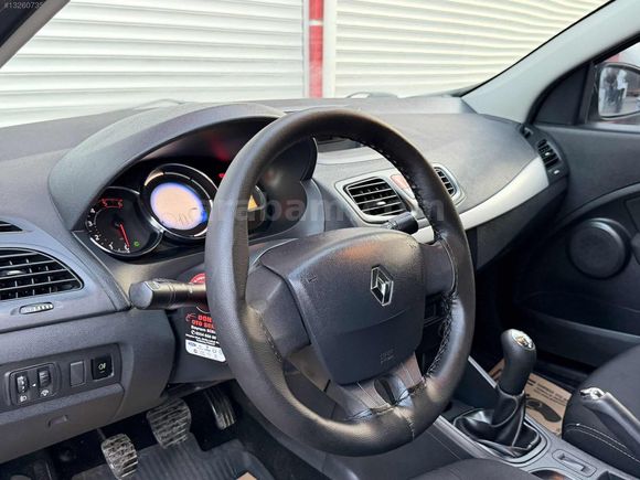 2013/MODEL/HATASIZ/BOYASIZ/TRMERSİZ/220.000'KM'DE/EMSALSİZ